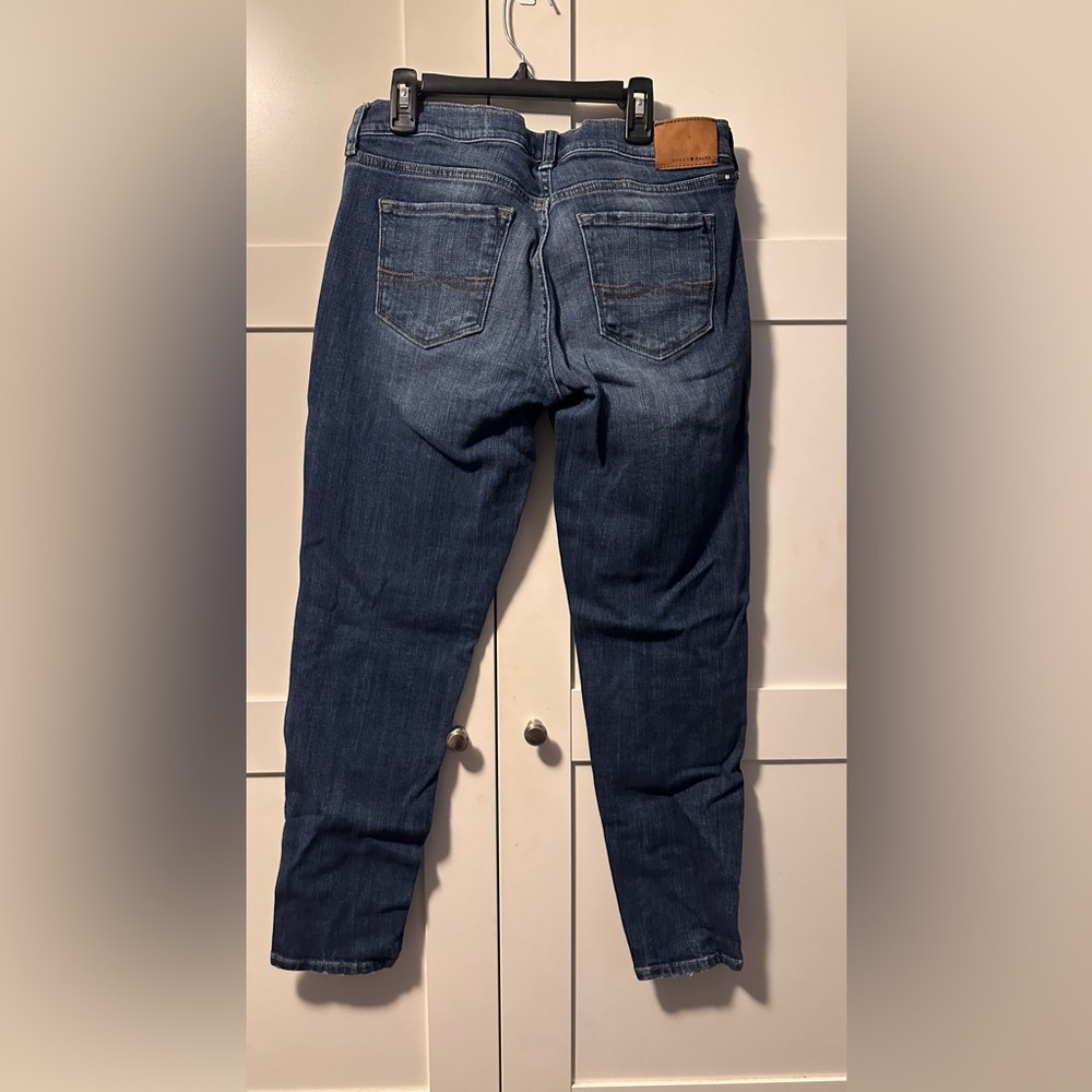 Lucky Brand Charlie Capri Jeans - Picture 2 of 5